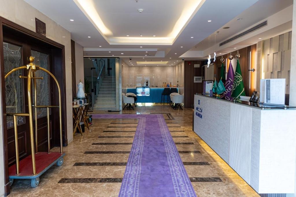 جناح راقٍ